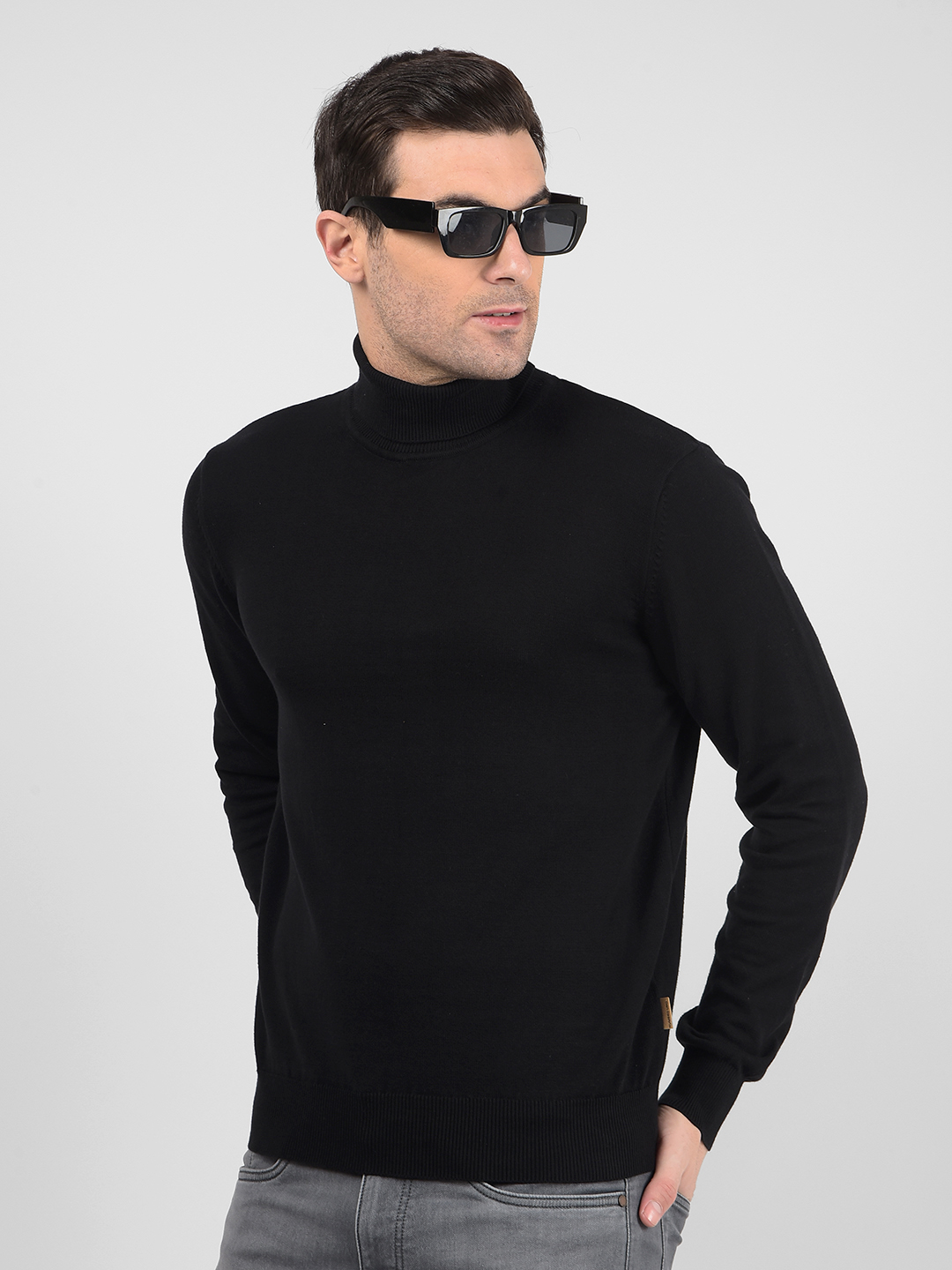 Numero Uno Men Solid Black Sweater